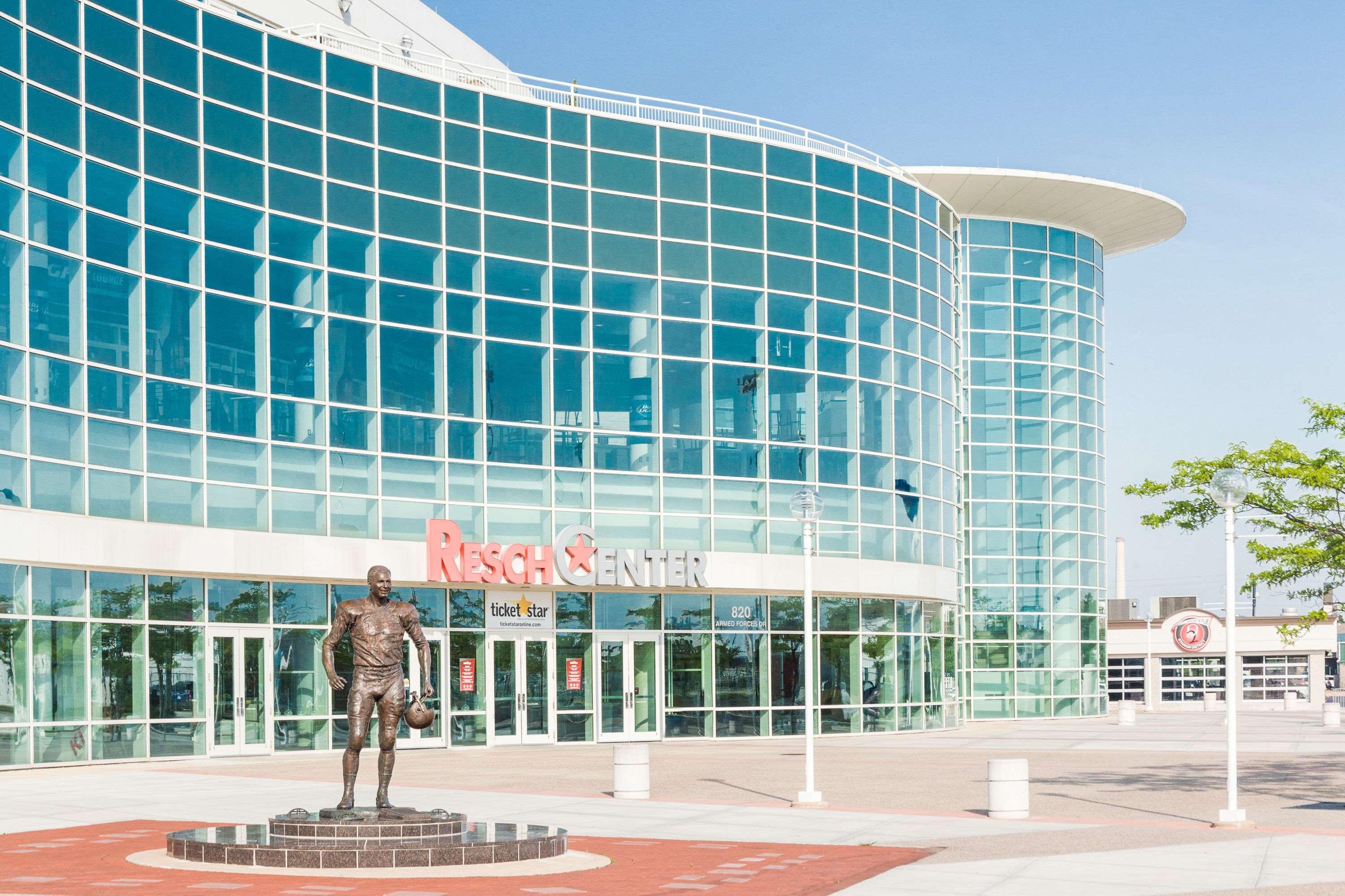 Super 8 By Wyndham Green Bay Near Stadium Екстериор снимка